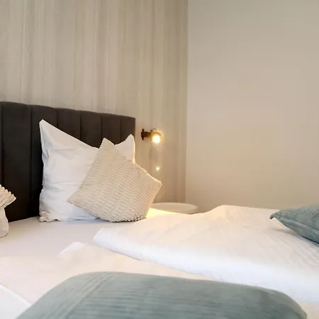 Sonnenblick Balkony - Wifi - New & Modern - - Niedersfeld Appartement